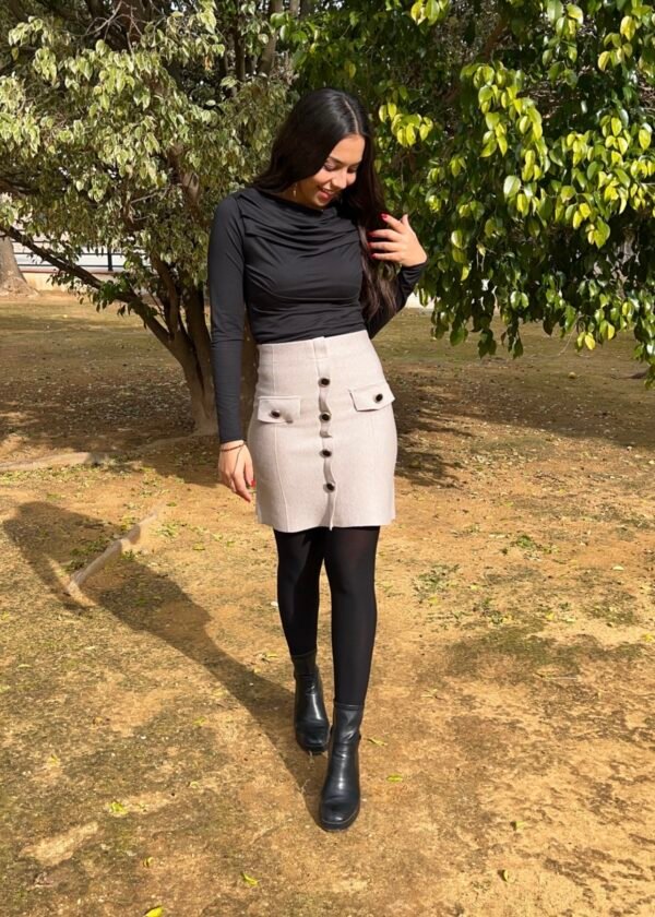 Falda Botones