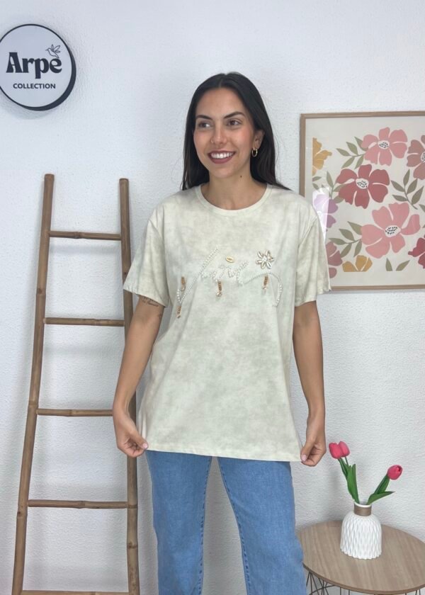 Camiseta LOVE (Beige)