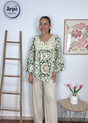 Camiseta Flora (Verde)