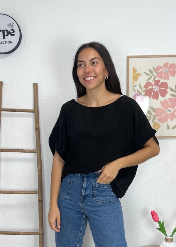 Blusa Satén (Negra)