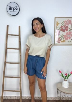 Camiseta Bordada (Beige)
