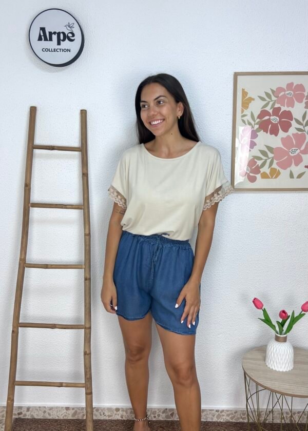 Camiseta Bordada (Beige)