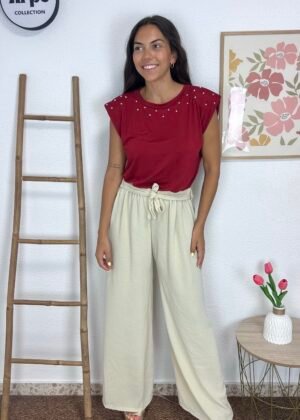 Camiseta Tachas (Burdeos)